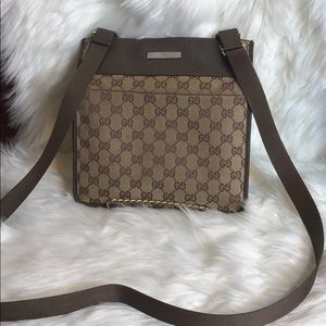 Authentic ✅ Gucci